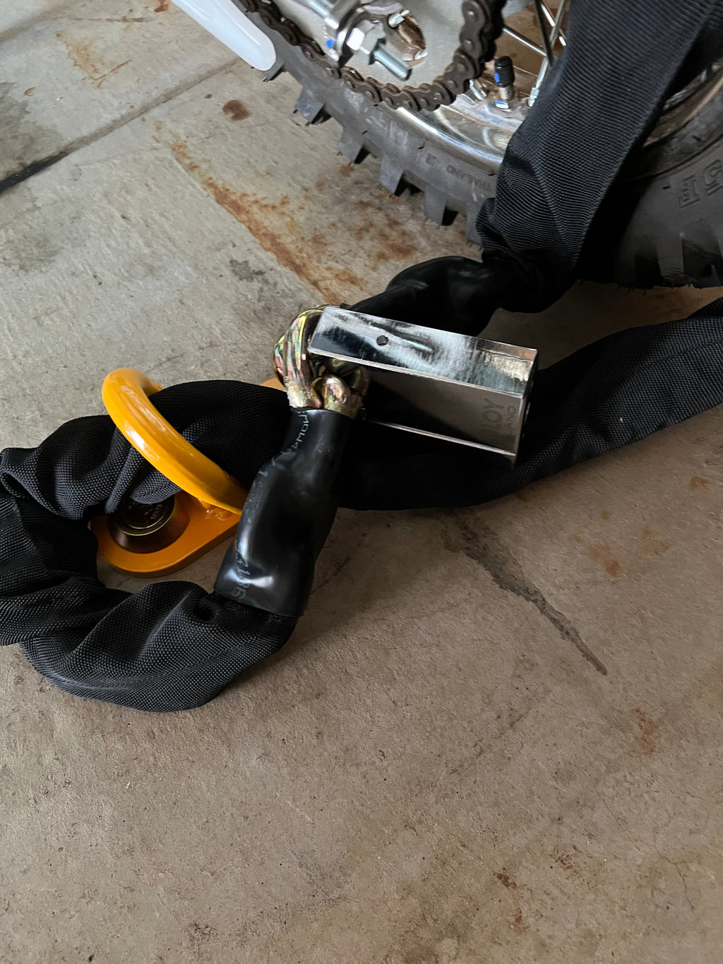 Motorcycle/Bicycle floor anchor (PITBULL Floor Anchor)